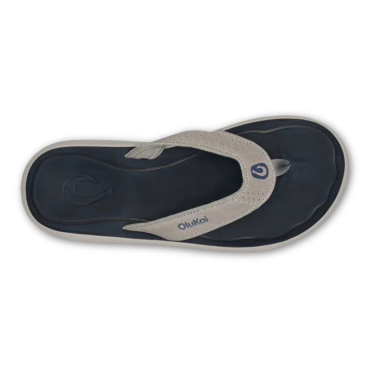 OluKai Men's Pili Sandal -Ash/Mood Indigo