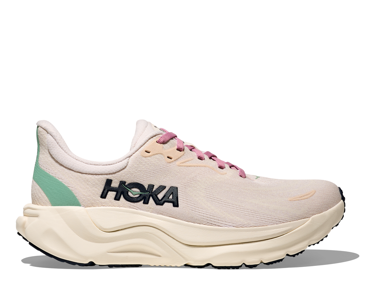 HOKA Women’s Arahi 8 Wide Running Shoes
