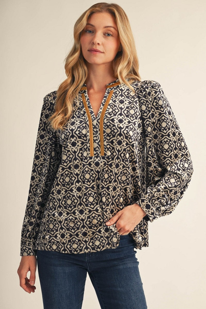Jodifl Women's Metallic Woven Baroque Velvet Top - Black
