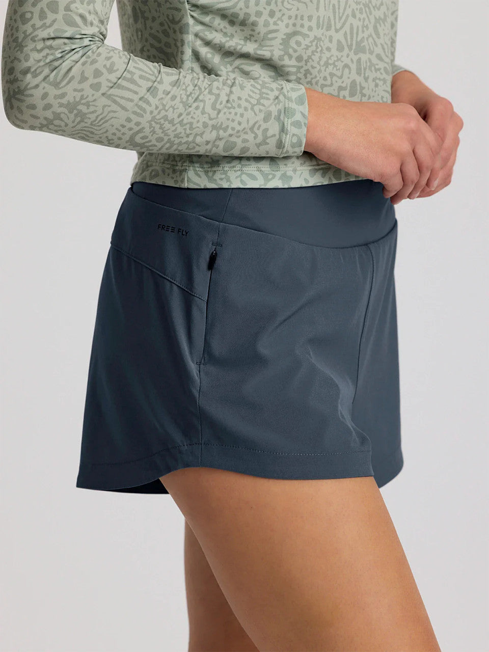 Free Fly Women's Bamboo-Lined Active Breeze Short 3" - Storm Cloud
