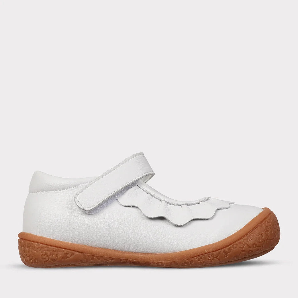 Oomphies Amina Leather Girls Mary Jane Shoe - White