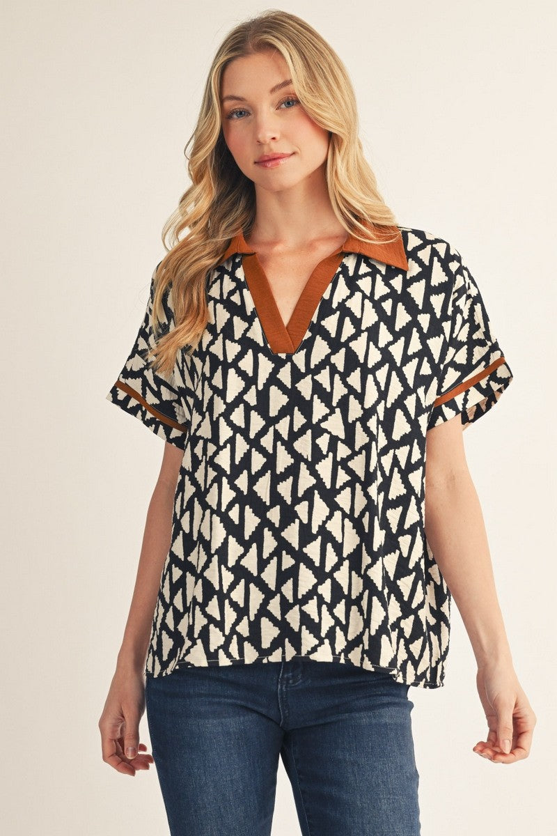 Jodifl Women's Loose Fit Black Print Top - Plus Size