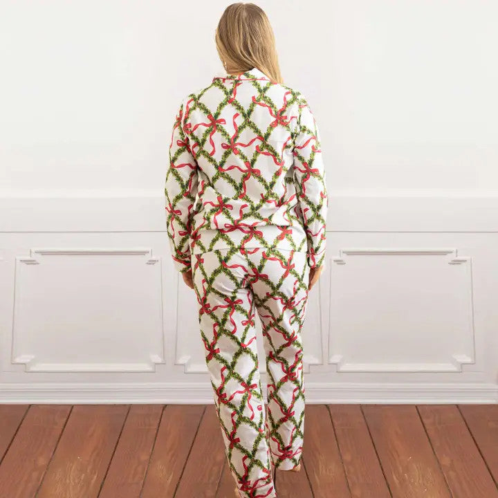 8 Oak Lane Women's Deck the Halls Flannel PJ Set