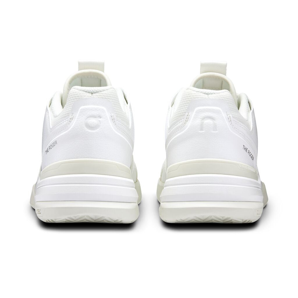 On THE ROGER Clubhouse Pro Men’s Tennis ShoeOn THE ROGER Clubhouse Pro Men’s Tennis Shoe - White/Ice