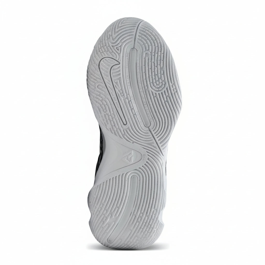 Nike Giannia Immortality 4 Basketball Shoes - White/Black