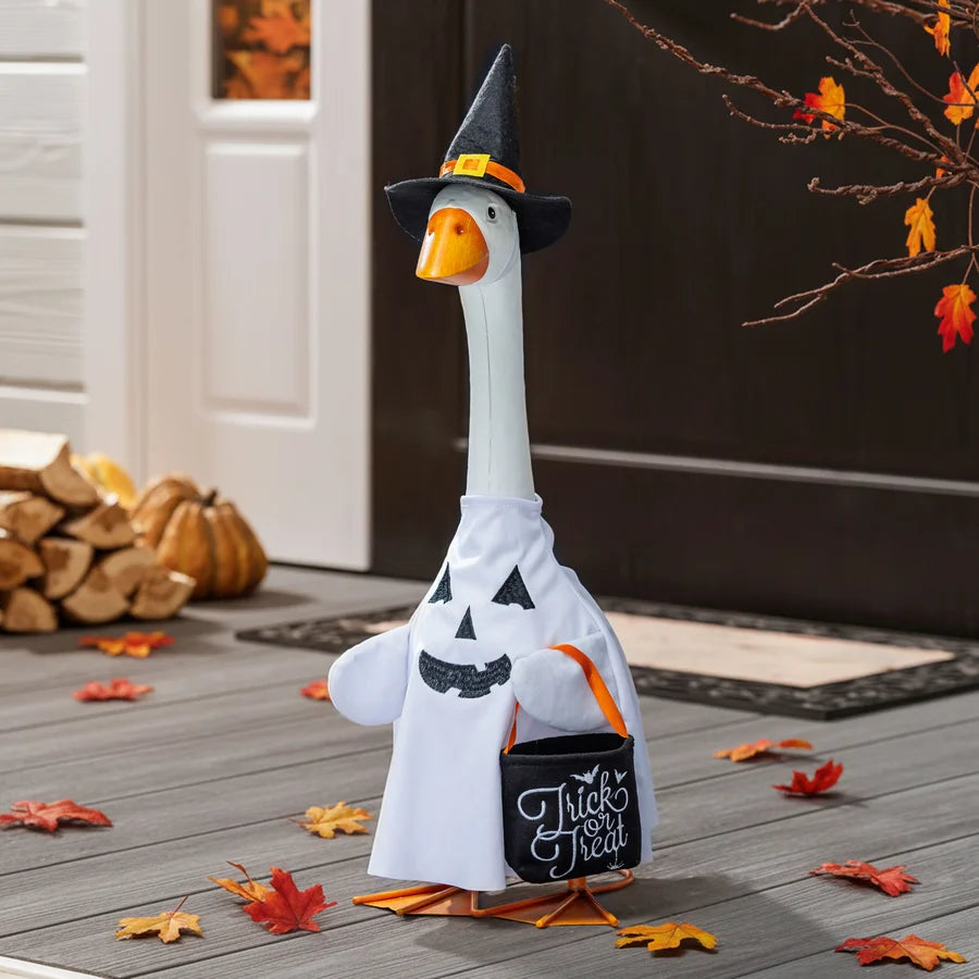 Evergreen Giddy the Goose Outfit - Ghost