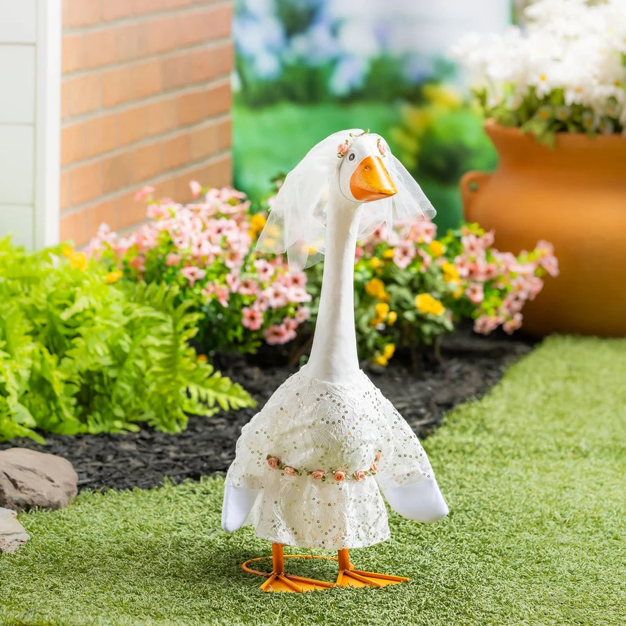 Evergreen Giddy the Goose Outfit - Bride