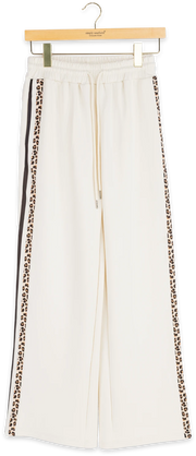 Simply Southern Women's Soft Side Stripe Lounge Pant - Leopard