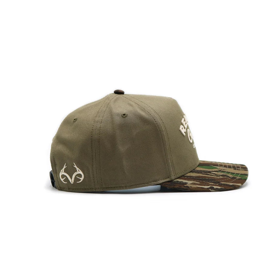 Center Stage Men's Realtree Olive Cap