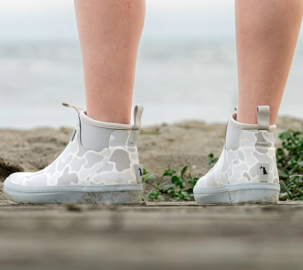 Local Girl Women's Rubber Boots - Forest Camo Saltwater
