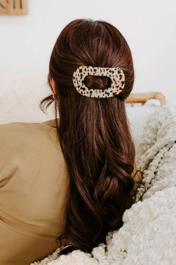 Teleties Blonde Tortoise Large Flat Round Hair Clip