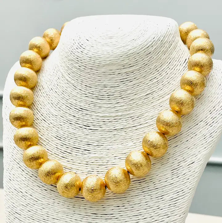 Two Forty Two Chic Big Ball Necklace