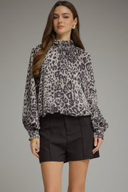 Entro Women's Leopard Print Long Sleeve Blouse - Ash