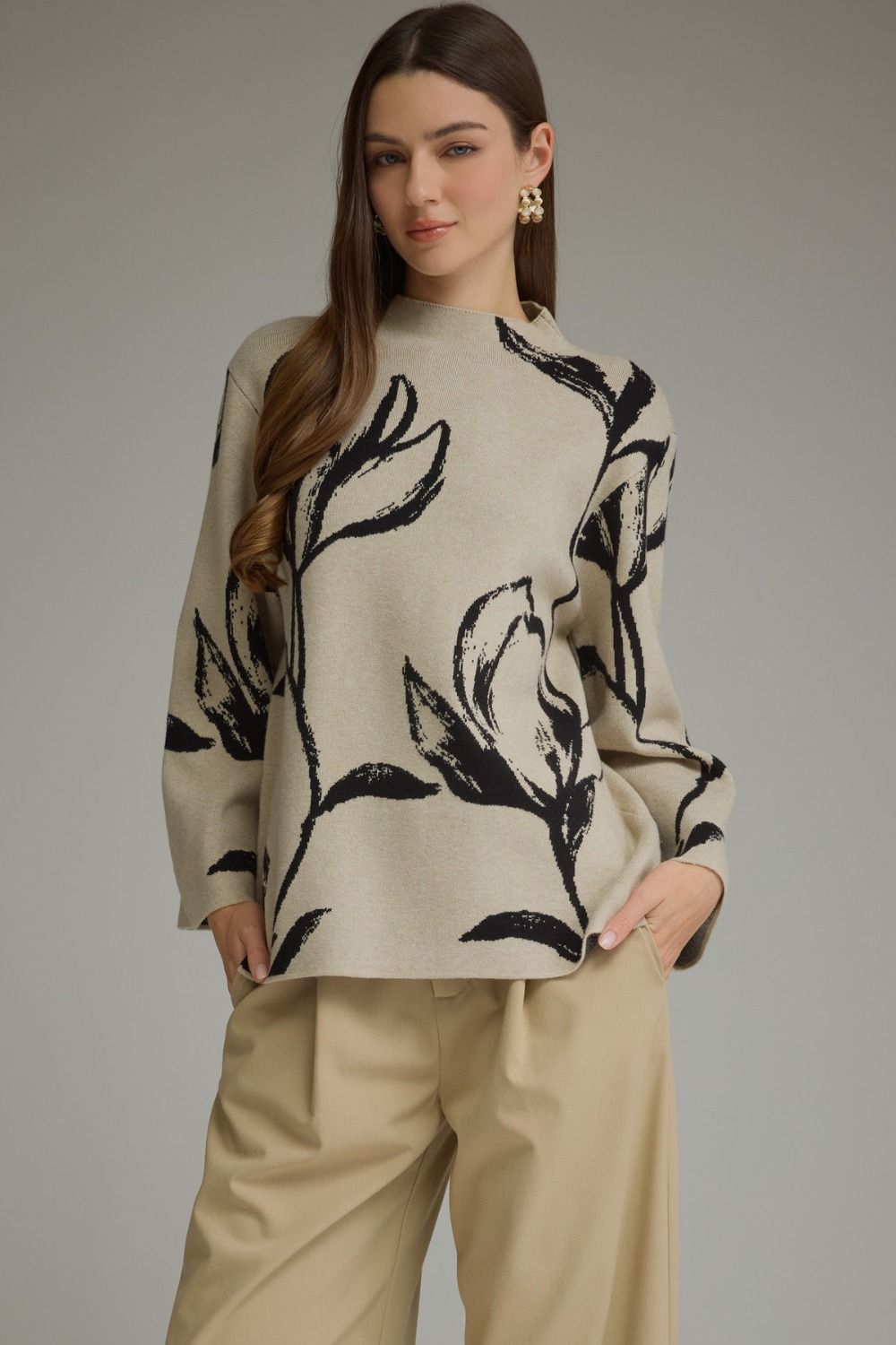 Entro Women's Floral Long Sleeve Knit Top - Oatmeal