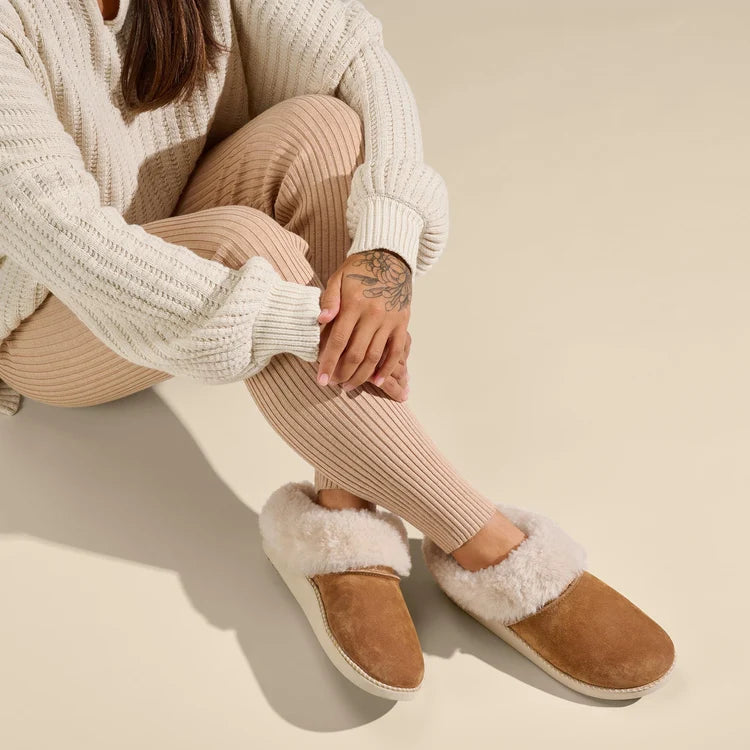 Olukai Women's Ku'i Slippers - Tan/Bone