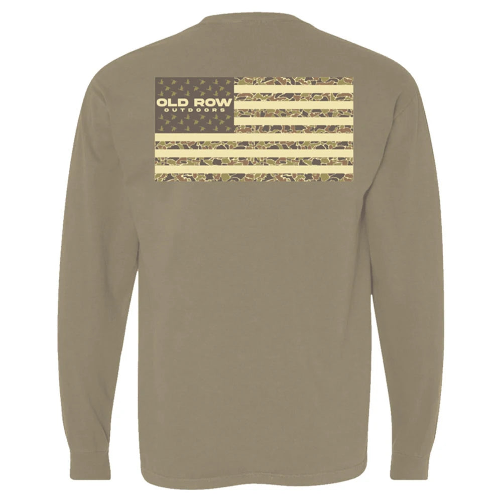 Old Row Men's Long Sleeve 80's Camo Flag T-Shirt - Khaki