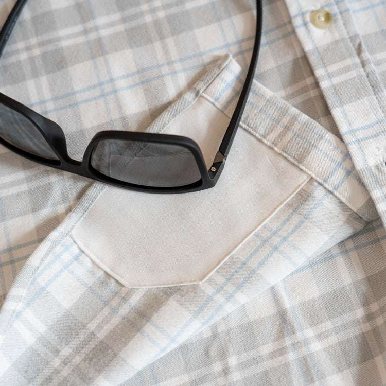 Poncho Men's The Snowcat Flannel - White Plaid