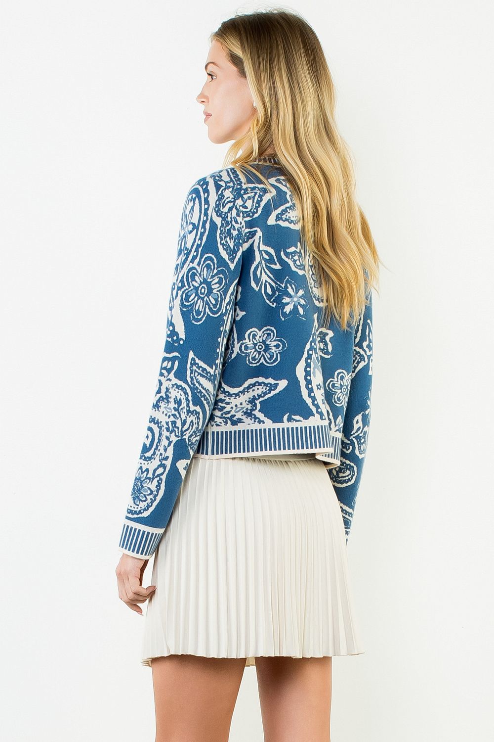 THML Women's Long Sleeve Paisley Print Knit Cardigan - Blue